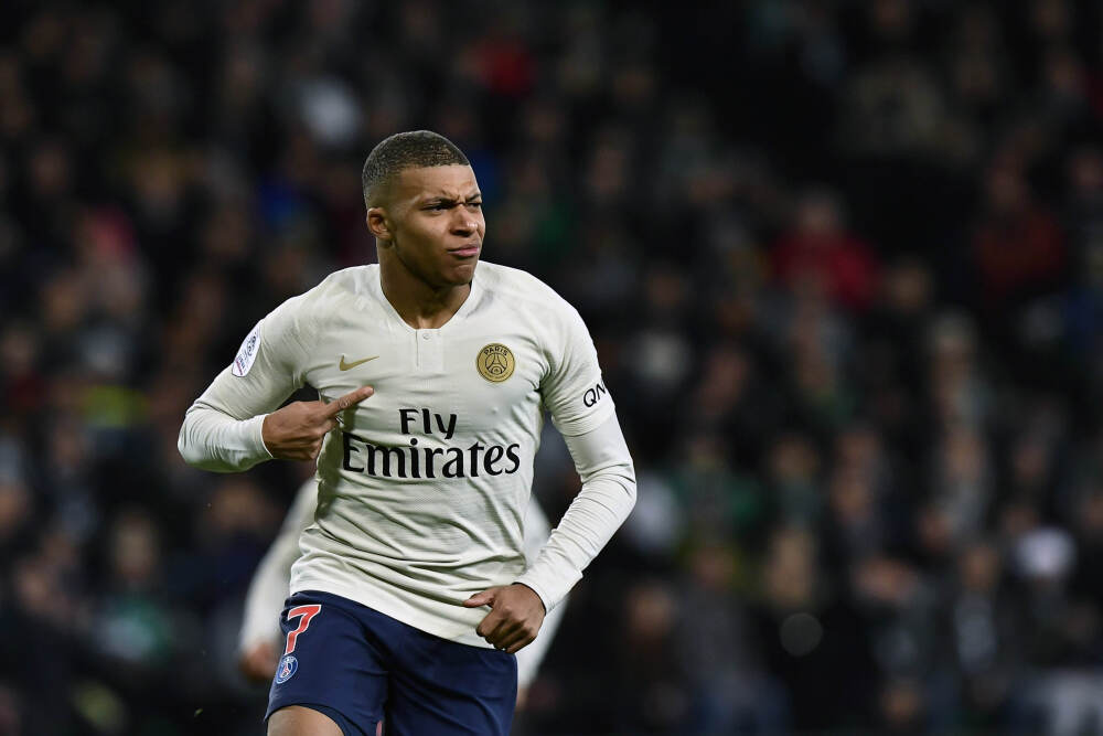 A股市场逐步切换向绩优方向 | 券商晨会